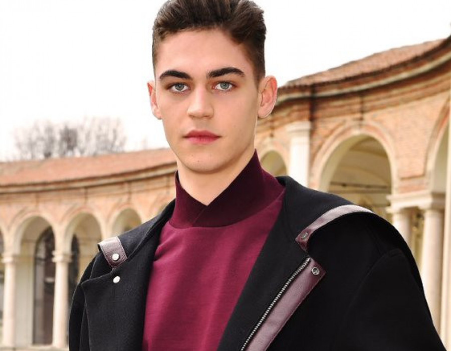 Salvatore ferragamo hero fiennes on sale tiffin