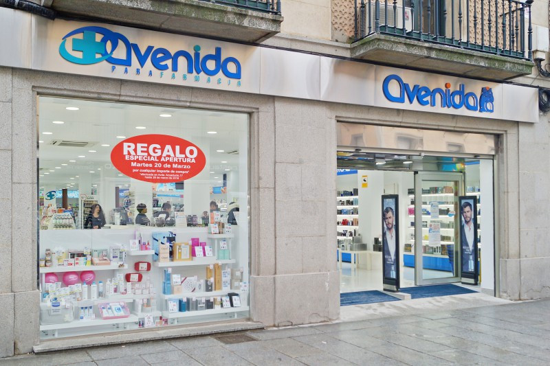 Fachada perfumerias avenida segovia 21741