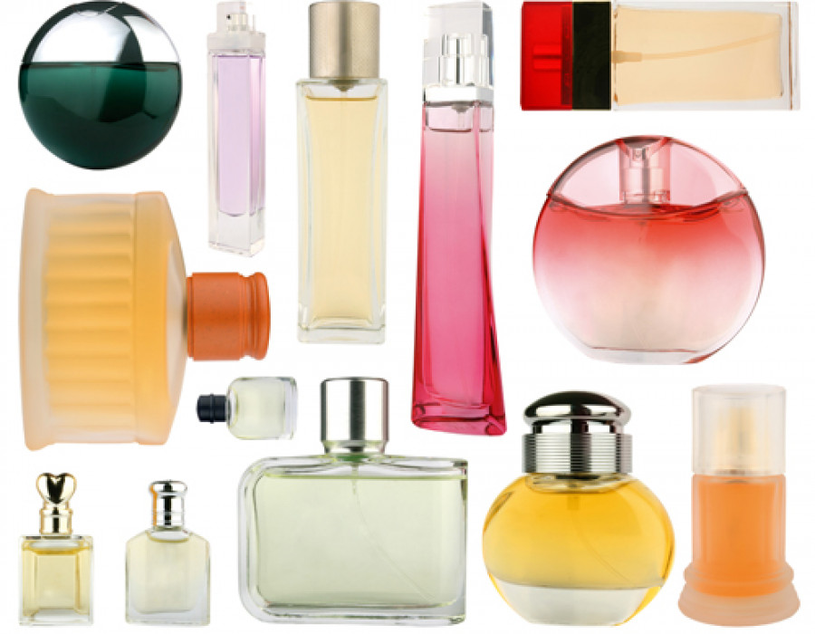 Envases perfumes123rf b 754 13260