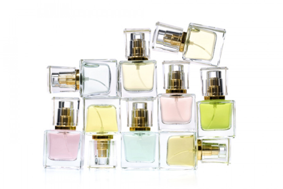 Perfumes color123rf 737 13203