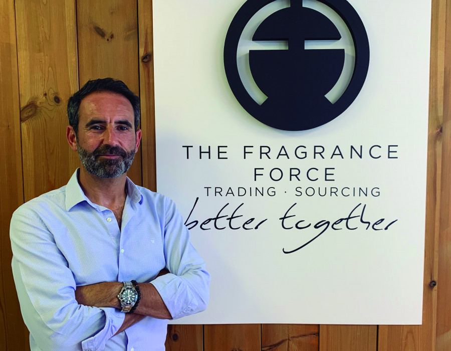 Jorge de Oliveira 2 the fragrance force
